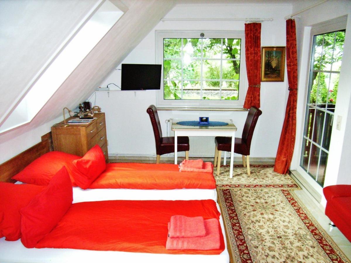 Ostsee Hotel-Pension An Der Lindenallee Бад-Доберан Экстерьер фото